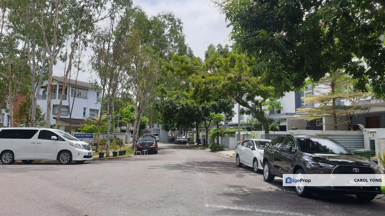 Partly Furnished with well maintain condition! Now Available For Sale!, Kuala Lumpur, Desa Parkcity