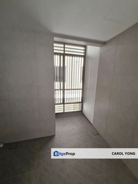 Just Listed! Brand New & Vacant to welcome for buyer, Kuala Lumpur, Desa Parkcity