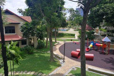 Desa ParkCity (Nadia Parkhomes)