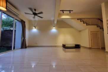 Desa ParkCity (Adora)