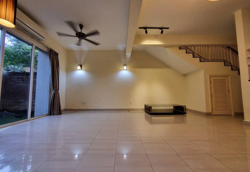 Desa ParkCity (Adora)