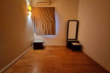 Desa ParkCity (Adora)