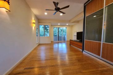 Desa ParkCity (Adora)