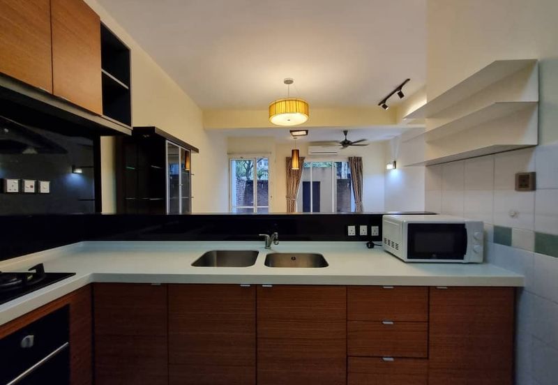 Desa ParkCity (Adora)