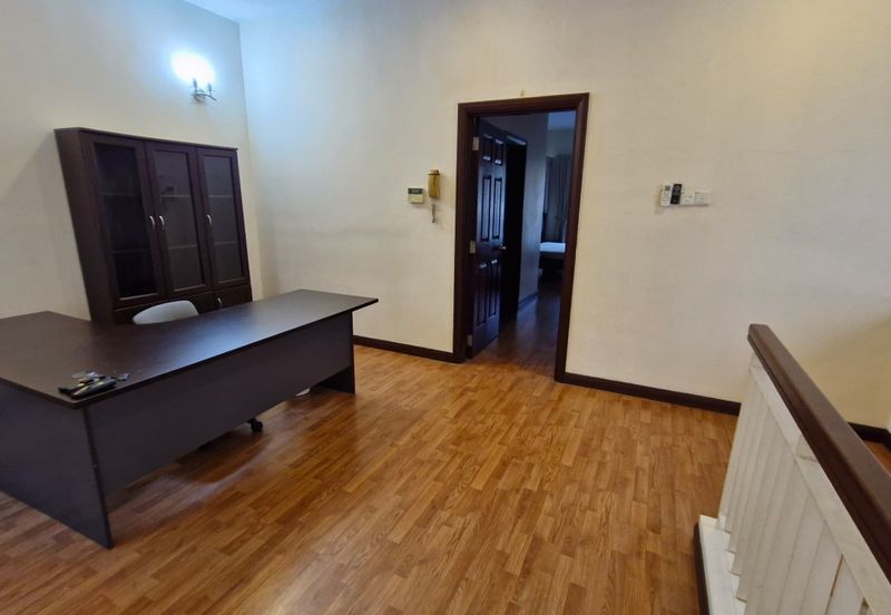 Desa ParkCity (Nadia Parkhomes)