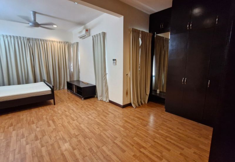 Desa ParkCity (Nadia Parkhomes)