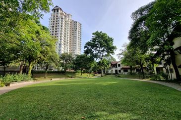 Desa ParkCity (Nadia Parkhomes)