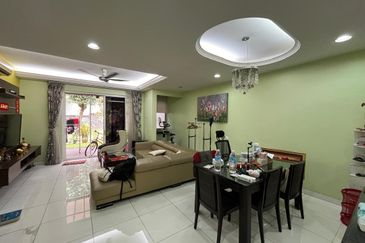 Desa ParkCity (Adora)