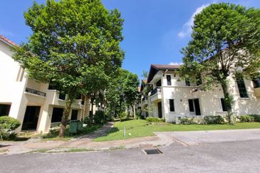 Desa ParkCity (Nadia Parkhomes)