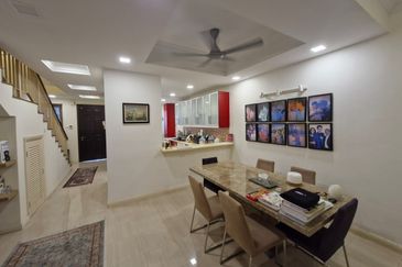 Desa ParkCity (Adiva)