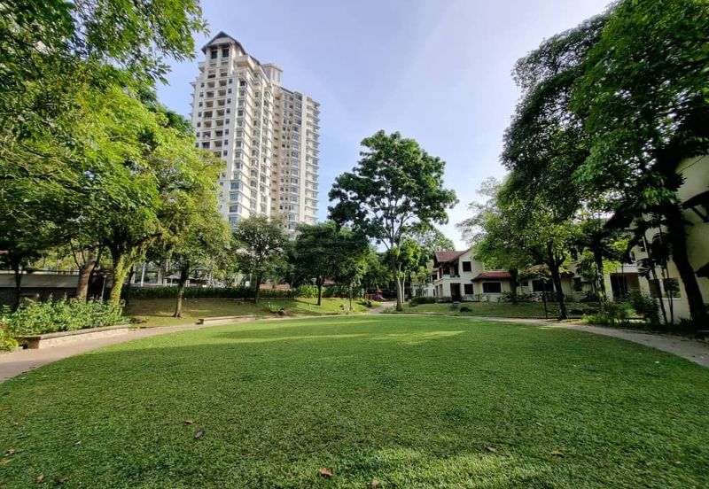 Desa ParkCity (Nadia Parkfront Condominium)