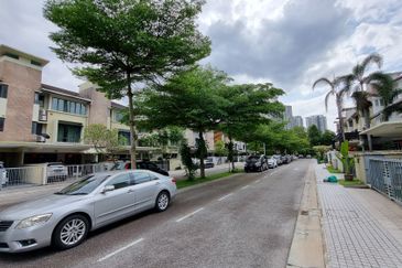 Desa ParkCity (SouthLake)