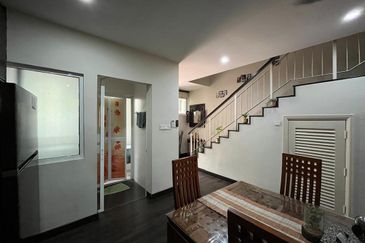 Desa ParkCity (Adora)