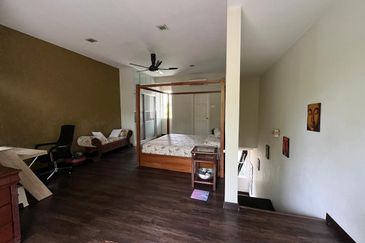 Desa ParkCity (Adora)