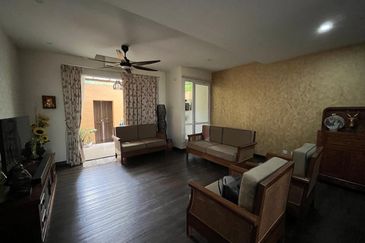 Desa ParkCity (Adora)