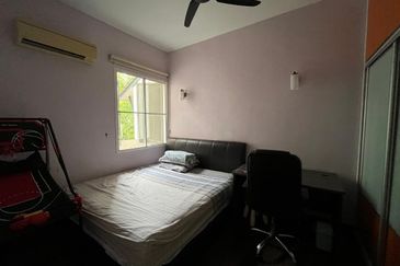 Desa ParkCity (Adora)