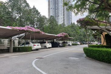 Desa ParkCity (Adora)