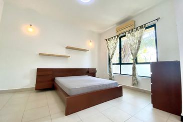 Desa ParkCity (Nadia Parkfront Condominium)