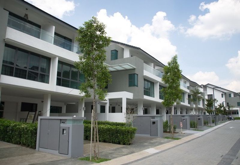 Just Listed! Low Floor unit for sale with immediate rental income