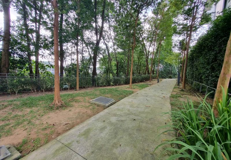 Just Listed! Low Floor unit for sale with immediate rental income