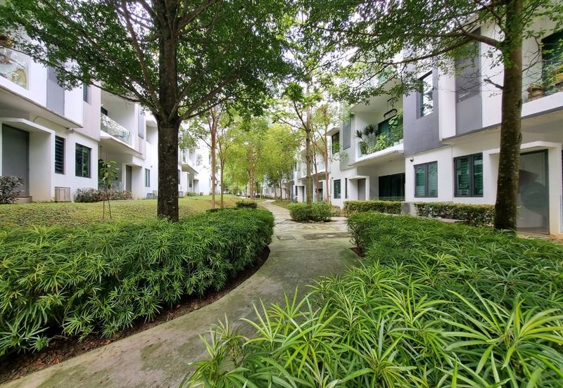 Just Listed! Low Floor unit for sale with immediate rental income