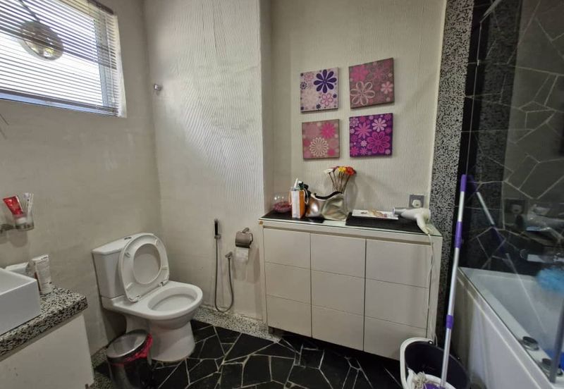 Desa ParkCity (Adora)