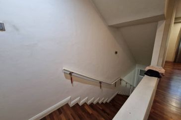 Desa ParkCity (Adora)