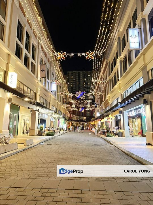 Plaza Arkadia Office with Long Term Holding Potential, Kuala Lumpur, Desa Parkcity