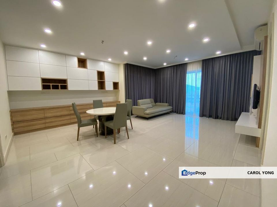 Bright Modern Home with Huge Balcony, Kuala Lumpur, Desa Parkcity
