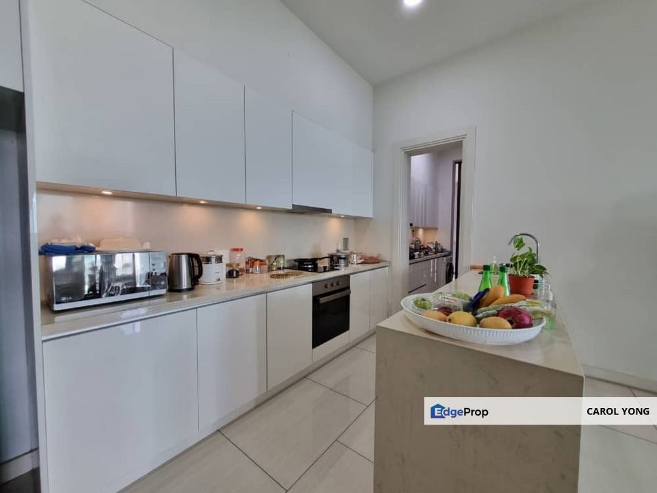 Vacant and ready to move in immediately, move in condition, Kuala Lumpur, Desa Parkcity