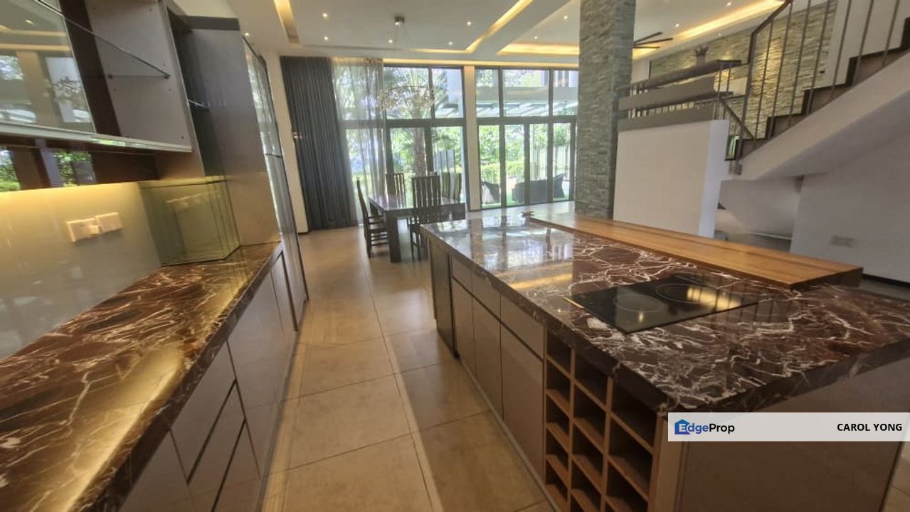 Hilltop home with lush greens as your backdrop!, Kuala Lumpur, Desa Parkcity