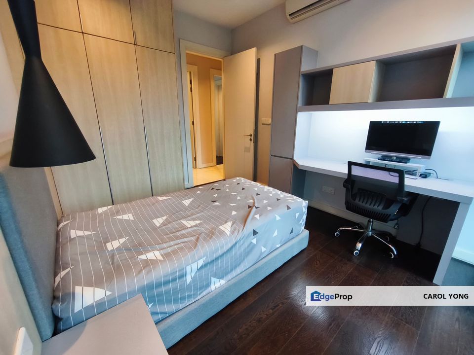 Tastefully renovated unit ready to sale with immediate rental income, Kuala Lumpur, Desa Parkcity