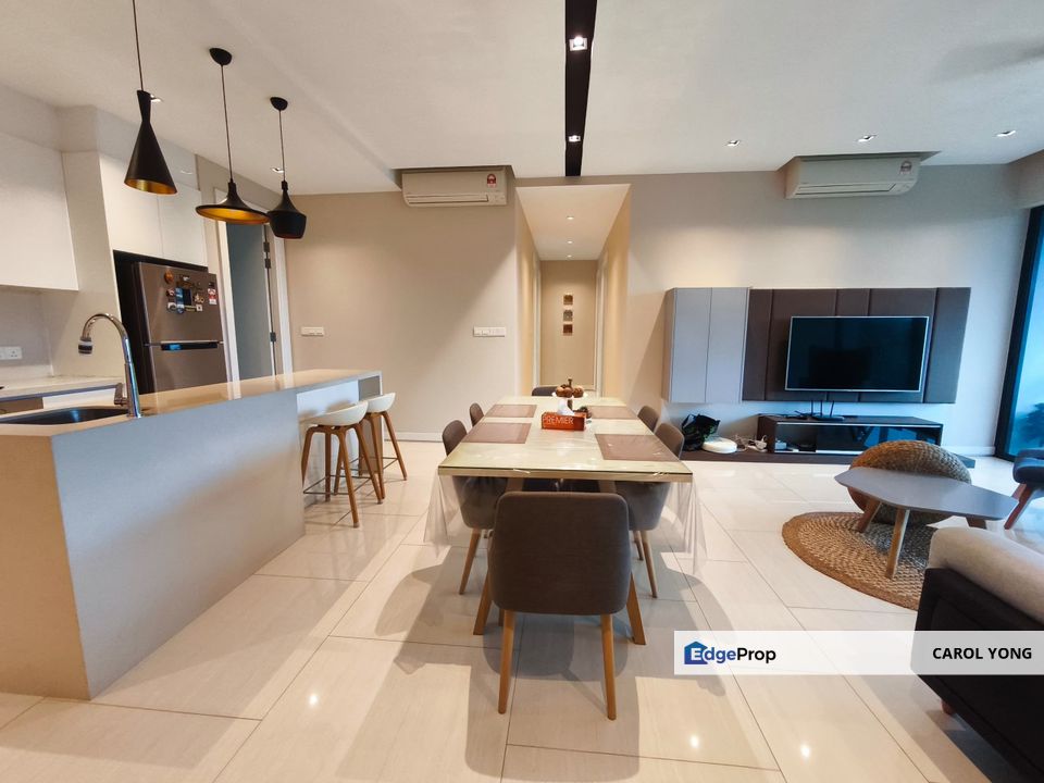 Tastefully renovated unit ready to sale with immediate rental income, Kuala Lumpur, Desa Parkcity