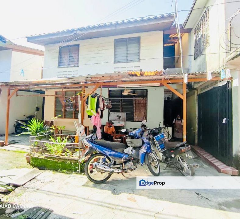 Two Storey Terrace Cluster House Taman Dato Senu Sentul for Sale RM190