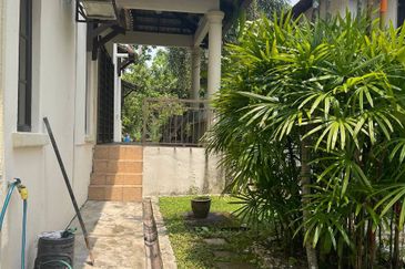 Jalan Bukit Rahman Putra