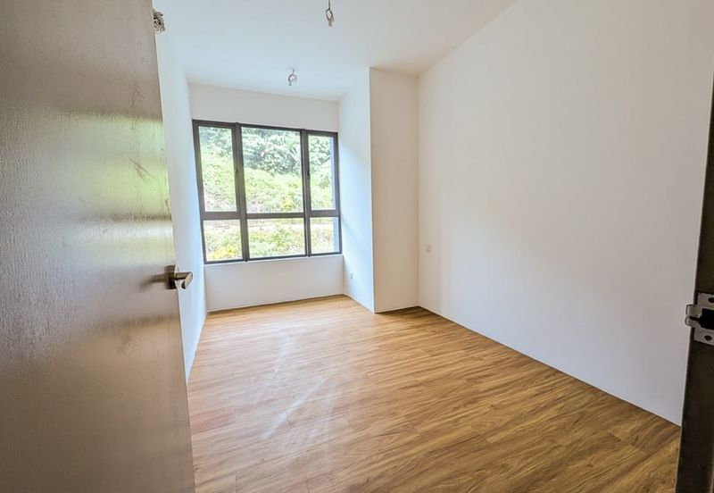 The Trees, Bukit Lanjan