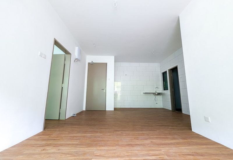 The Trees, Bukit Lanjan