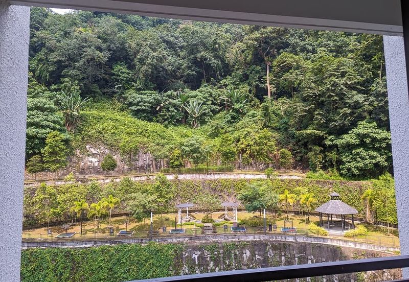 The Trees, Bukit Lanjan