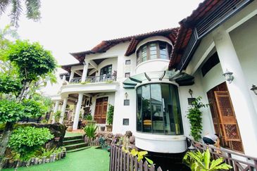 Tropicana Golf & Country Resort