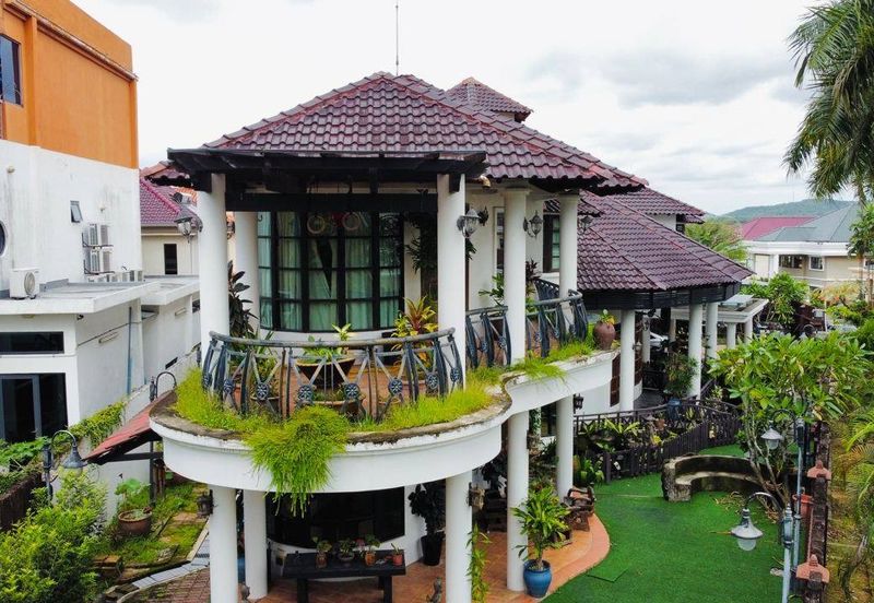 Tropicana Golf & Country Resort