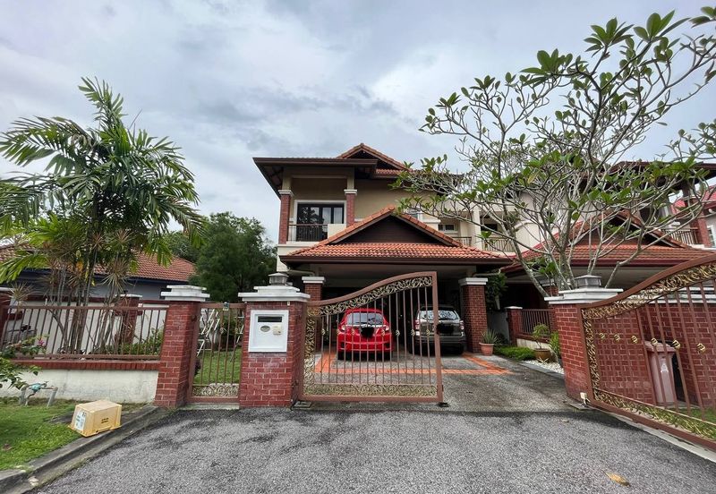 Tropicana Golf & Country Resort