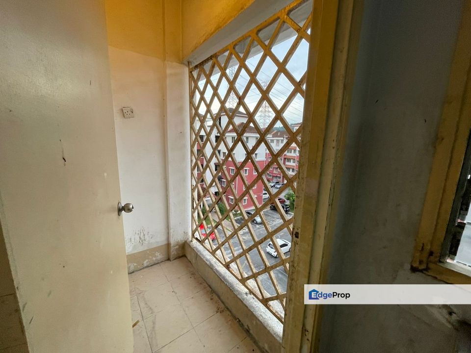 Level 4 Walk Up Apartment Mutiara Damansara, Selangor, Mutiara Damansara