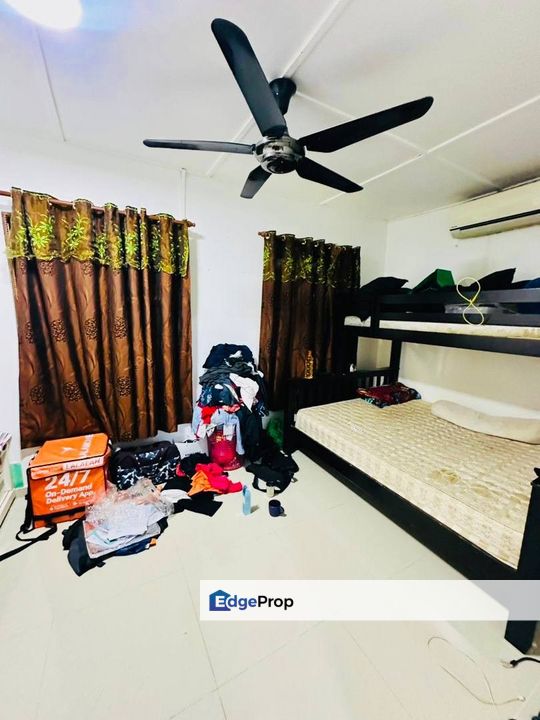 Two Storey Semid Seksyen 17 Shah Alam Intermediate, Selangor, Shah Alam