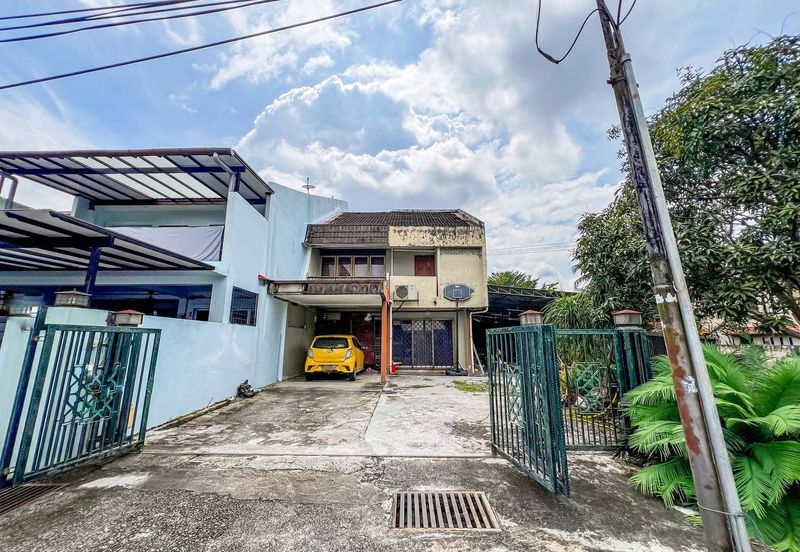 Taman Lembah Keramat AU5