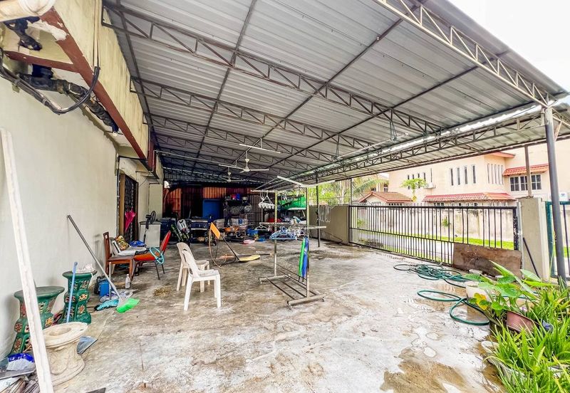 Taman Lembah Keramat AU5