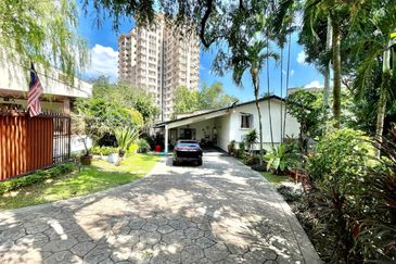 Petaling Jaya Commercial City