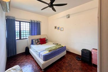 Bukit Desa Condominium