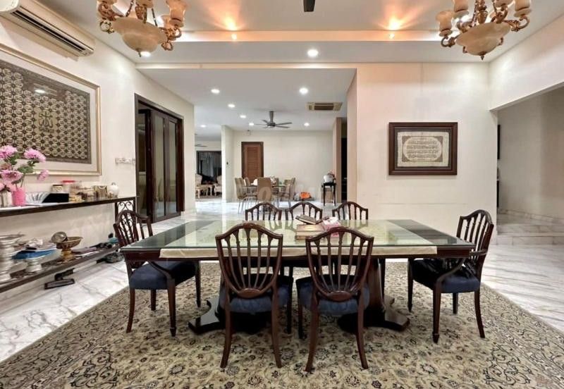 Double storey Bungalow Spacious Land Ara Damansara