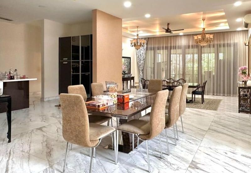 Double storey Bungalow Spacious Land Ara Damansara