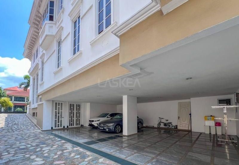 4 Storey Bungalow Tropicana Golf Country Resort